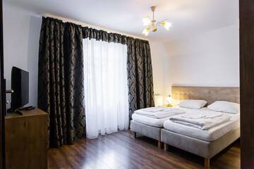 Фото Отели типа «постель и завтрак» Pensjonat Gold Rooms г. Кошалин 1